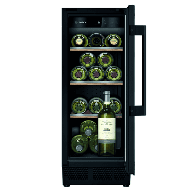 BOSCH Unterbau-Weinkühlschrank
KUW20VHF0 mit Glastür, 300 mm
breit, Schwarz