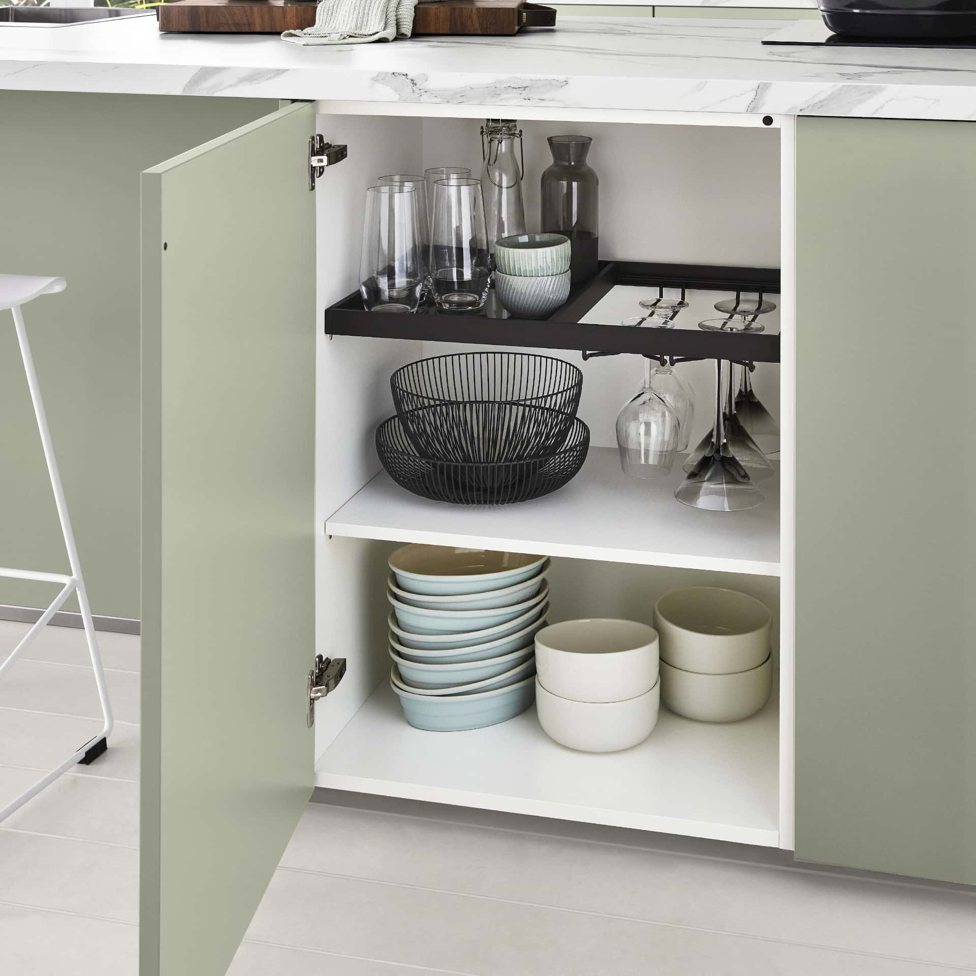Unterschrank Türenschrank geöffnet