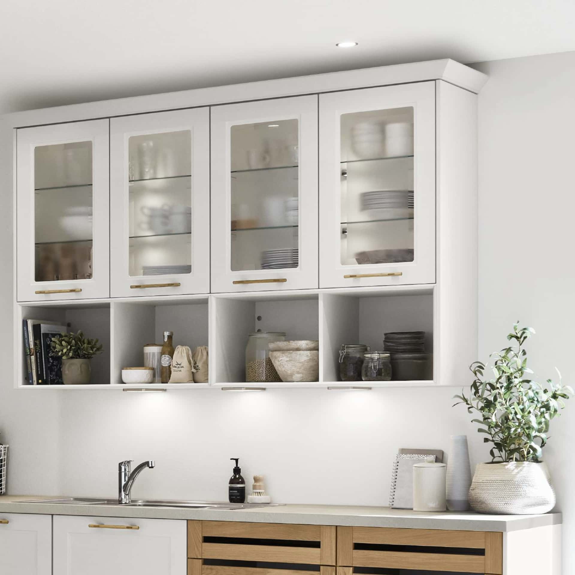 Nobilia Wandschrank mit Glas im Landhaus Design